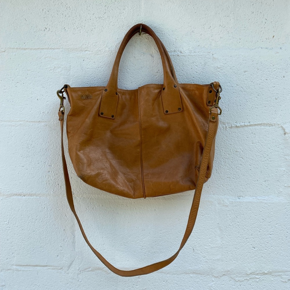 Ceri Hoover leather bag